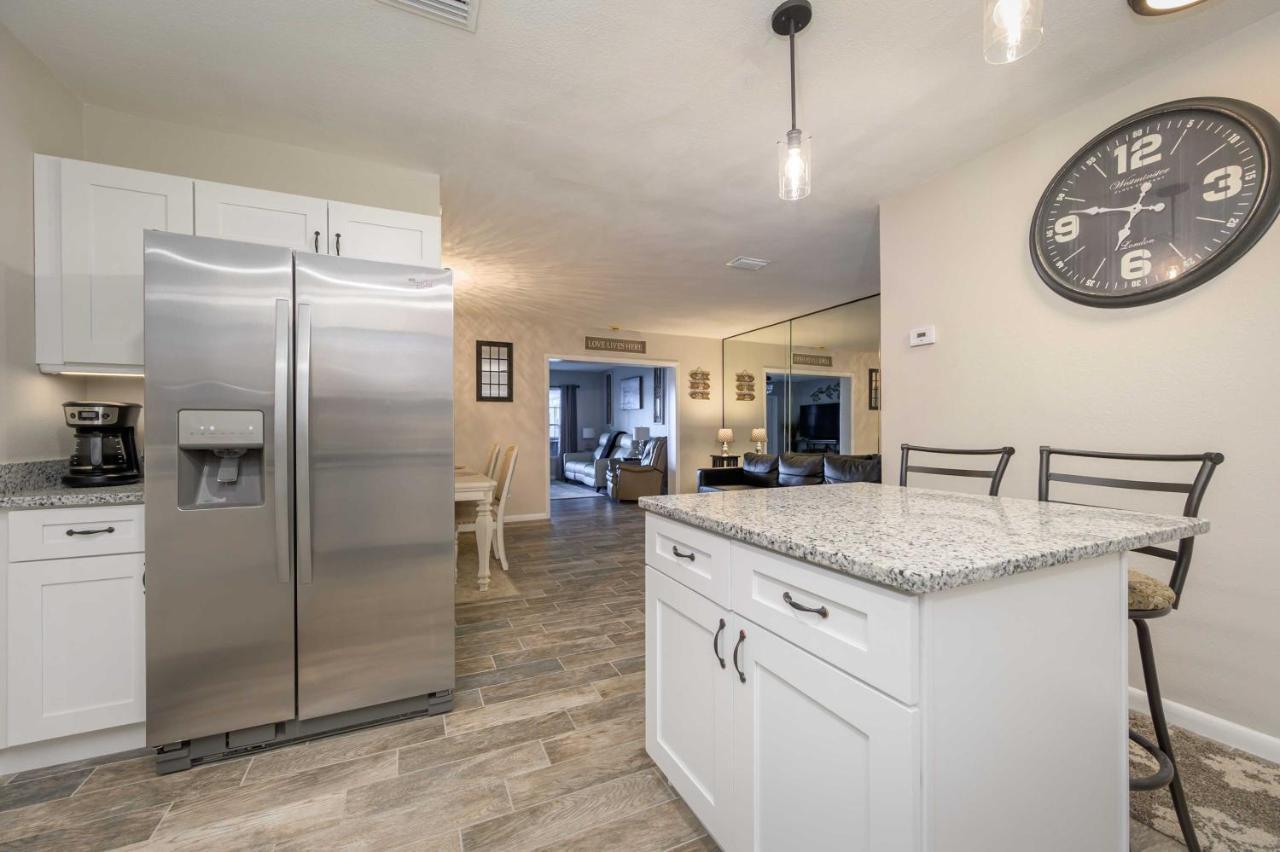 Lakefront Home With Screened Porch And Grill Winter Haven Εξωτερικό φωτογραφία