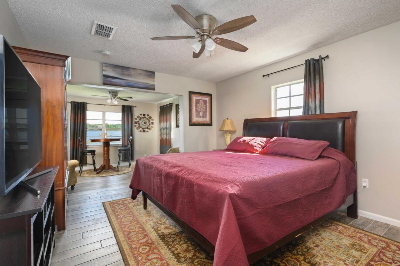 Lakefront Home With Screened Porch And Grill Winter Haven Εξωτερικό φωτογραφία