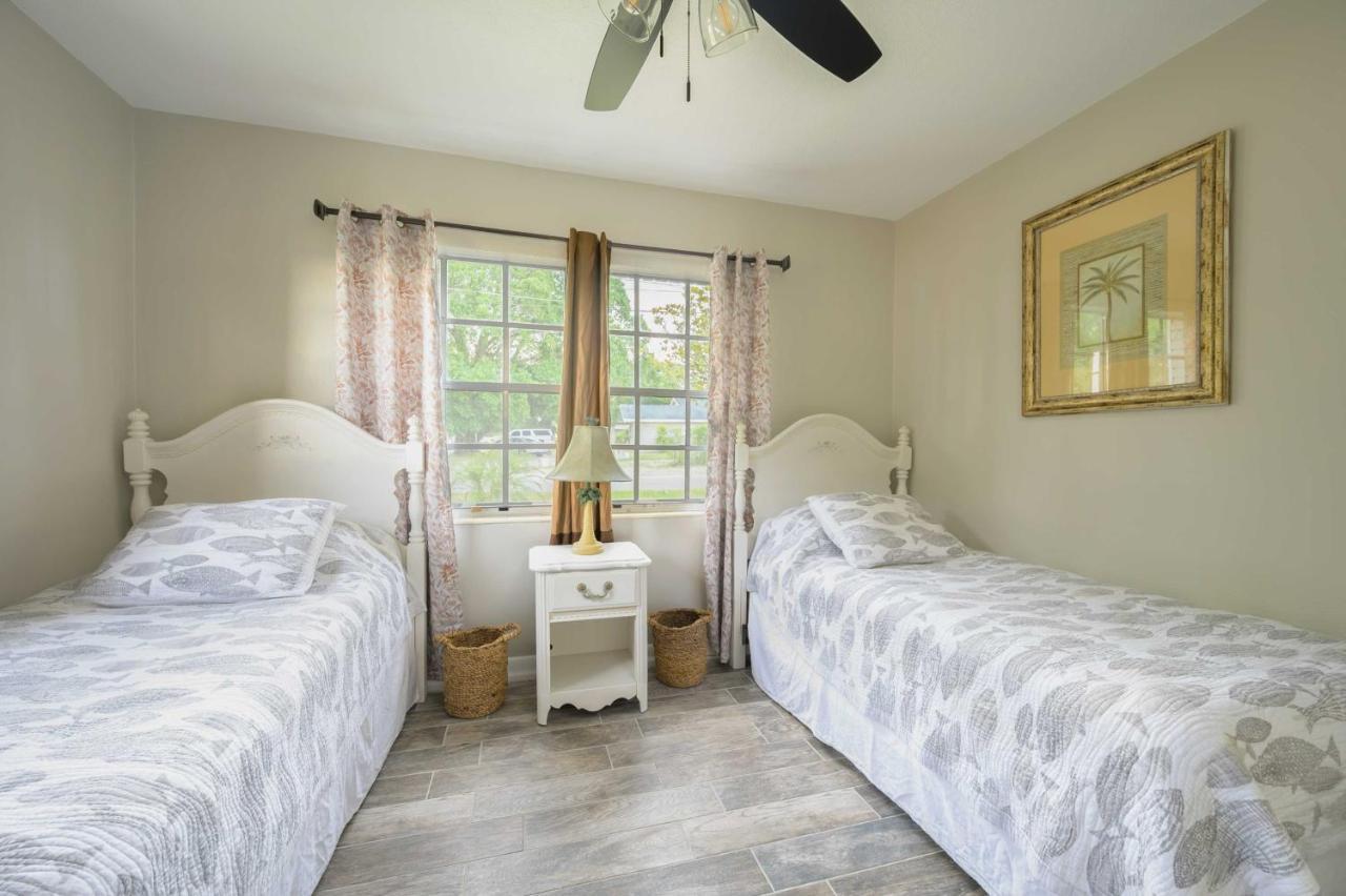 Lakefront Home With Screened Porch And Grill Winter Haven Εξωτερικό φωτογραφία